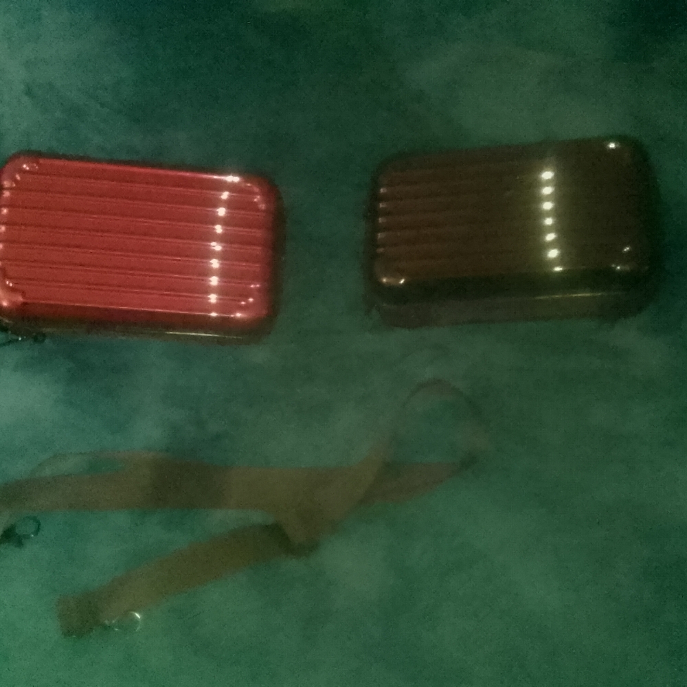 Crossbody Bag - Picture 4 of 10